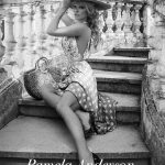 Intimately Magazine 19, en portada Pamela Anderson